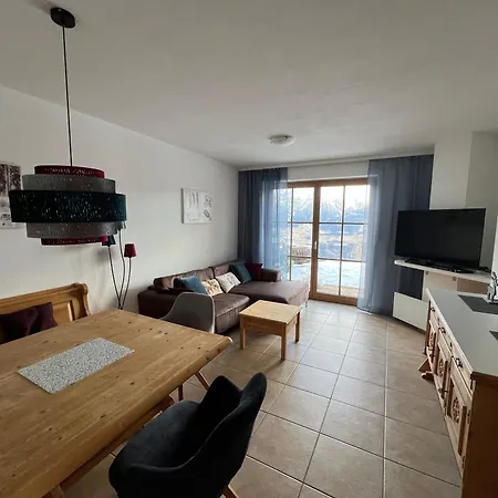 Planai Mitte Apartament *